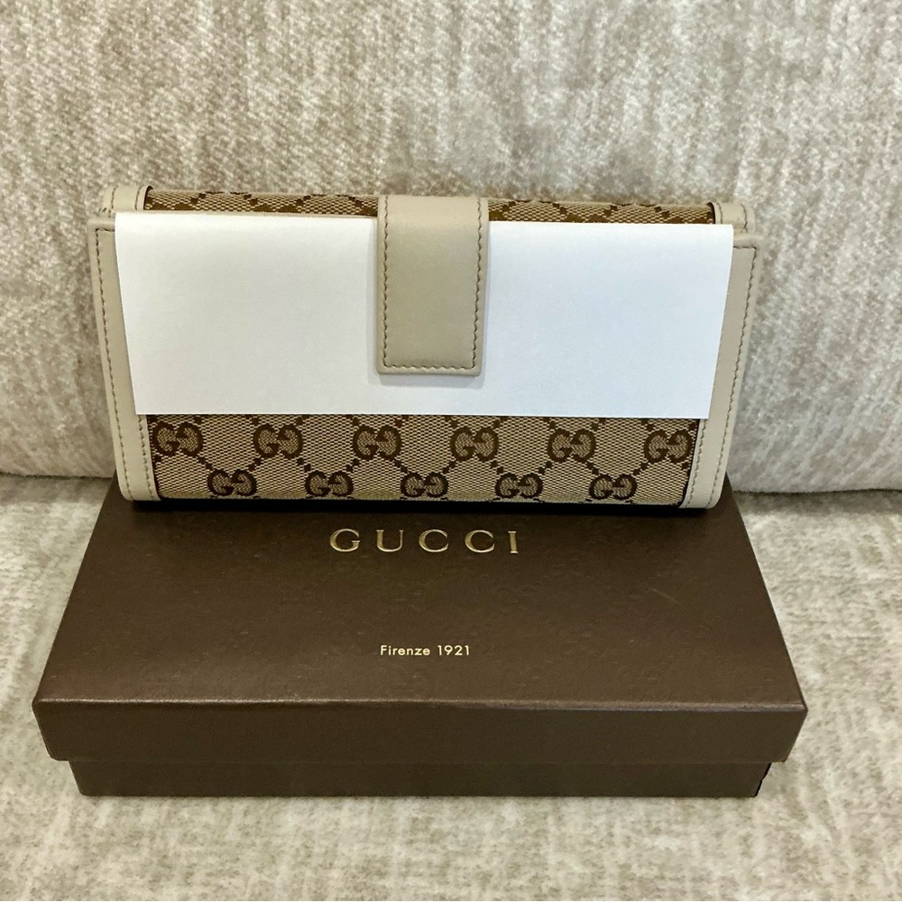✨💎NWT💎✨ GUCCI GG SUKEY WALLET. FULL INCLUSION. PURCHASED IN STORE. - Picture 3 of 10